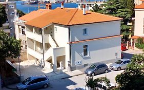 Holiday Apartment Dunja