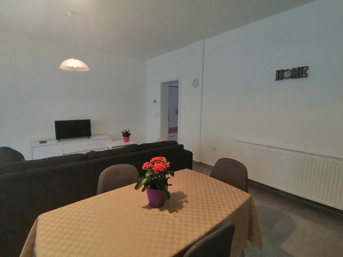 Holiday Apartment Dunja Pula Zewnętrze zdjęcie