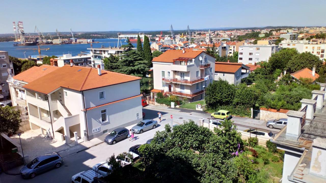 Holiday Apartment Dunja Pula Zewnętrze zdjęcie
